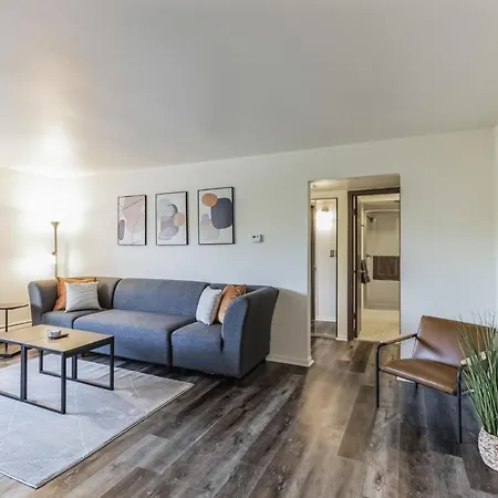 1Br 1Ba Apartment Near U Of M And Downtown